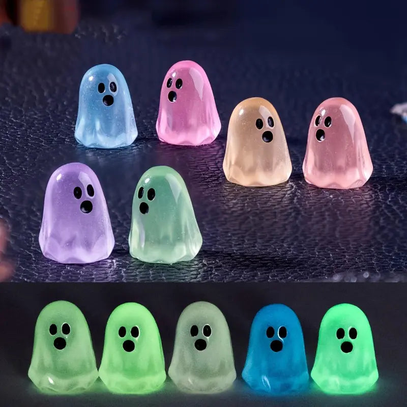 Glow-In-Dark Mini Ghost Figurines (20/50Pcs, Random Colors), Halloween Collectible Miniatures